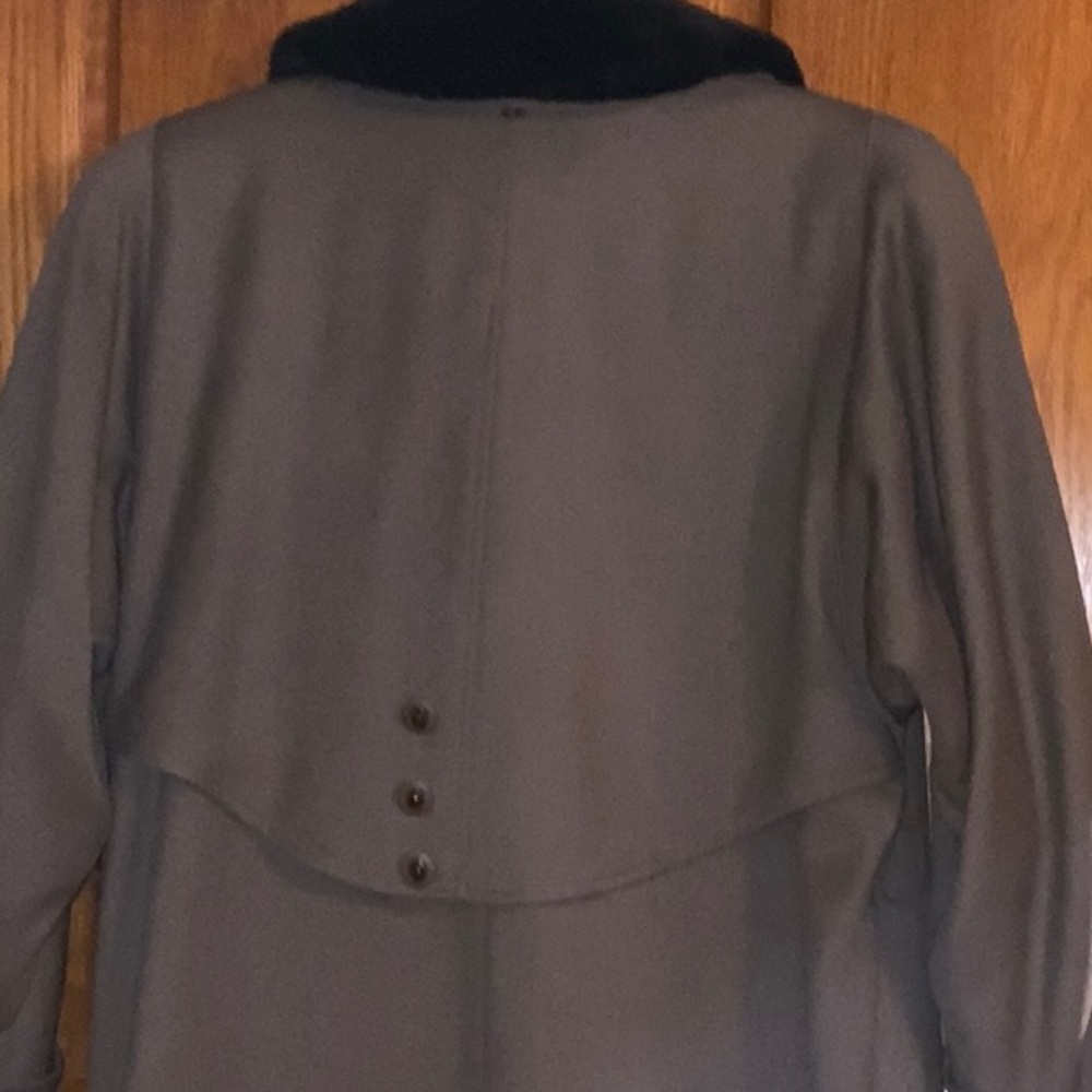 Classic Winter Coat - Picture 7 of 10
